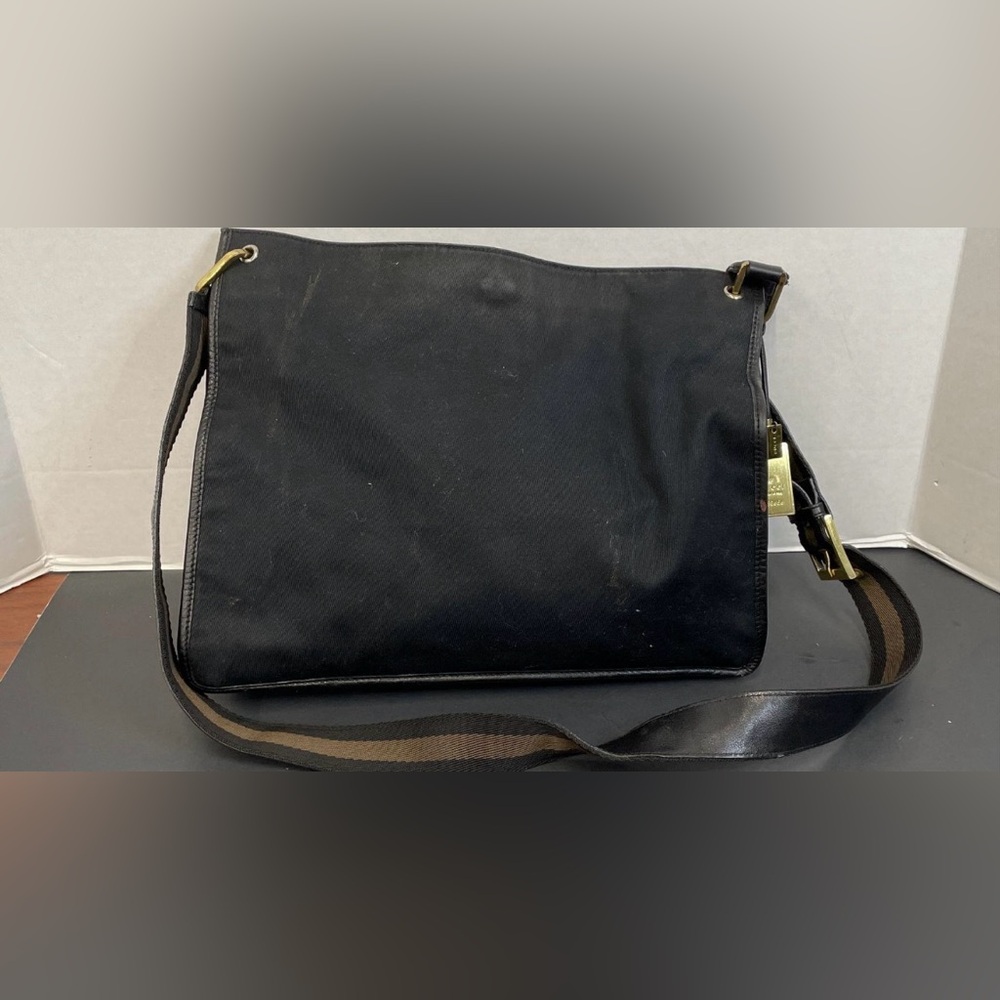 Gucci 90656 Sherry Line Black Canvas
Shoulder Bag - Picture 7 of 7